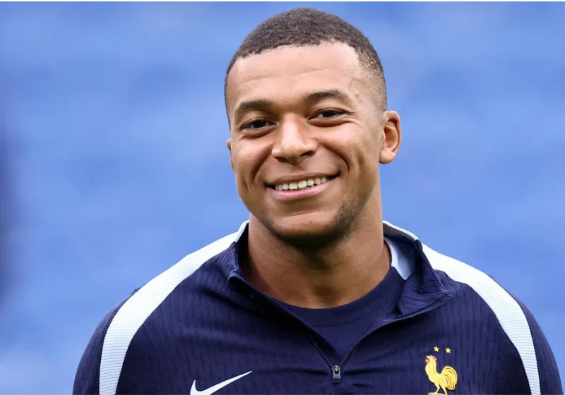 kylian mbappe lương 1 tuần