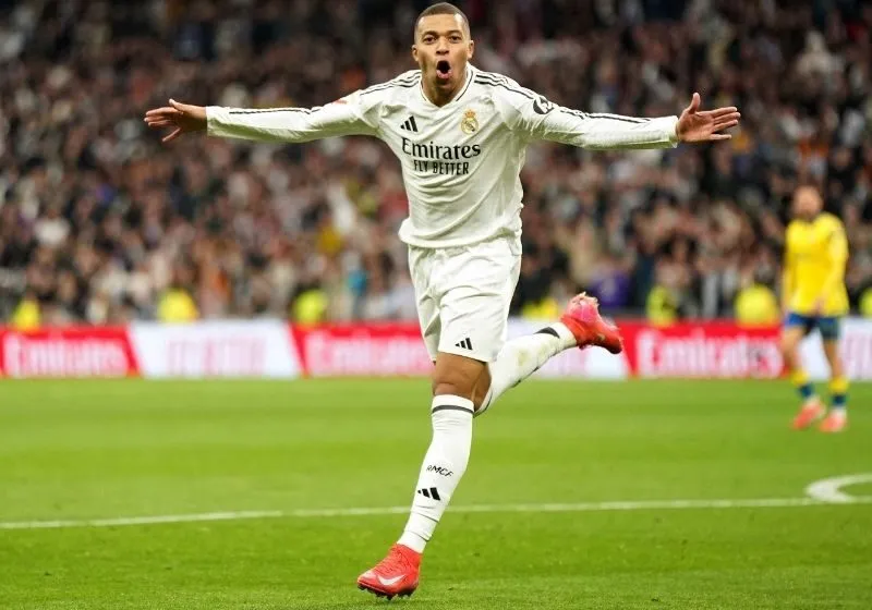 kylian mbappé sang real madrid