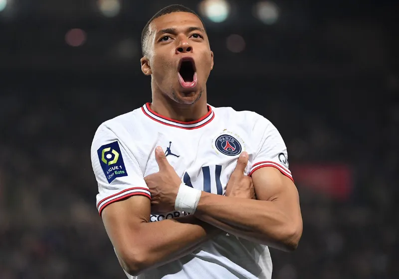 lương của kylian mbappe