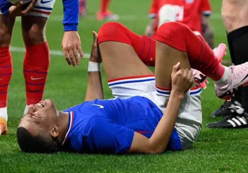 tình hình chấn thương của mbappe