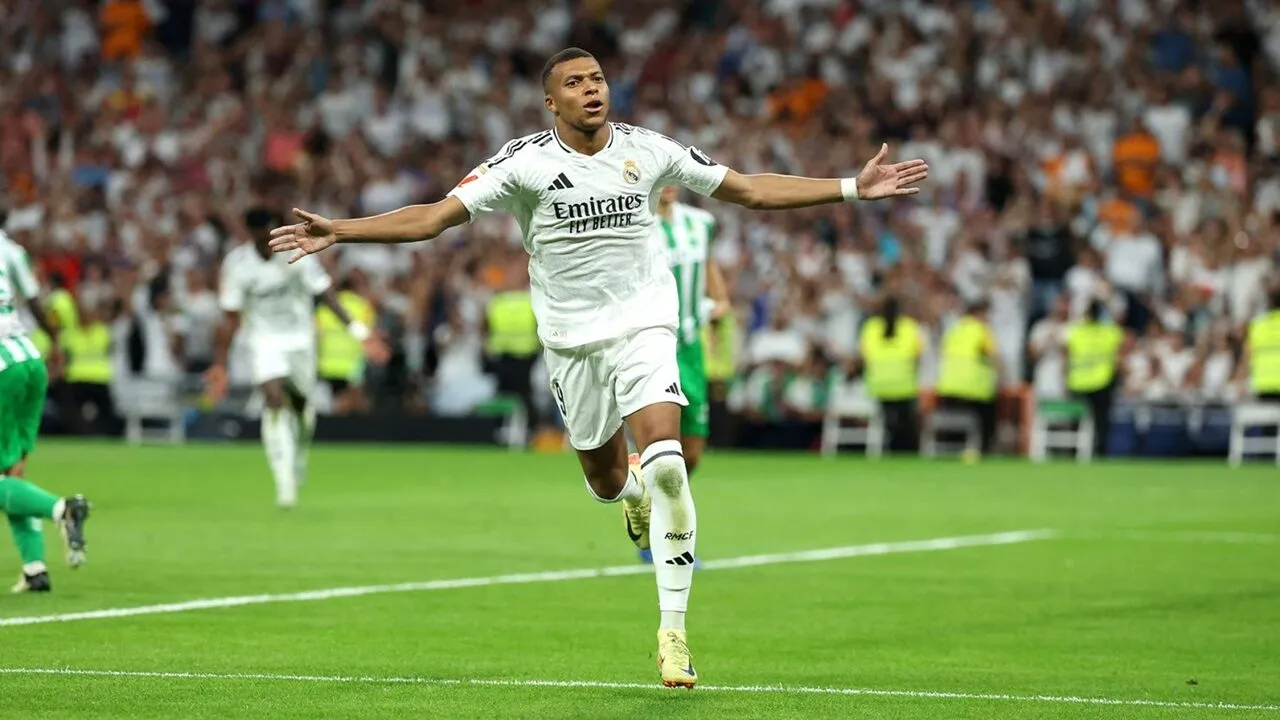 Kylian Mbappe tỏa sáng real chiếm ngôi đầu barca